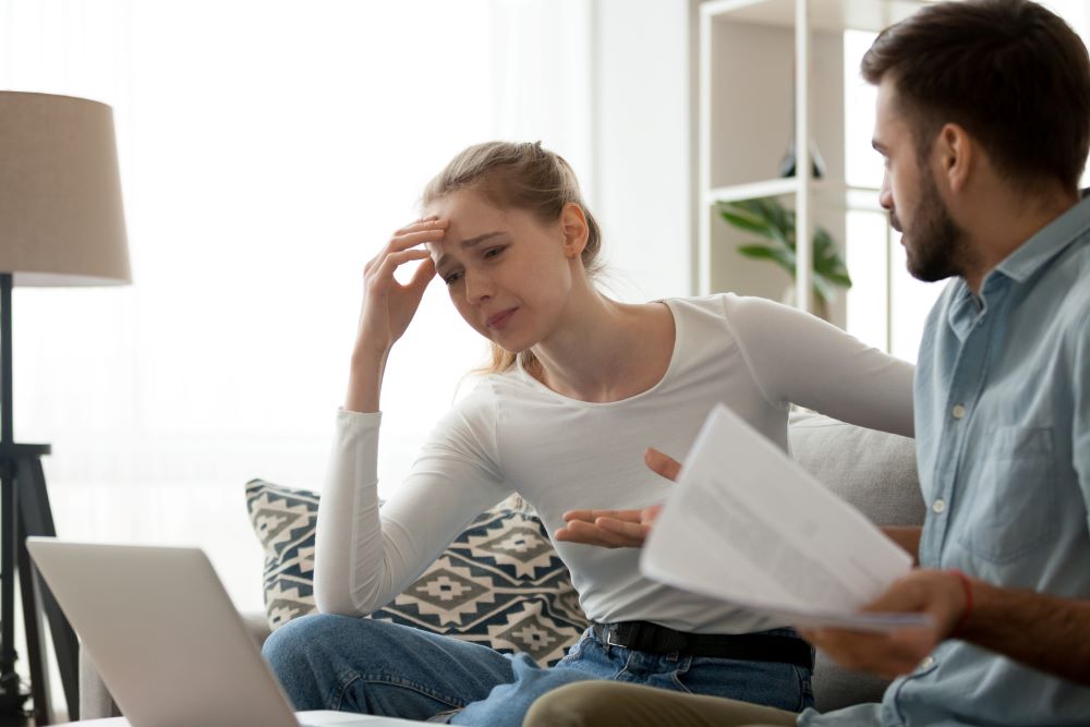 couple struggling with finances